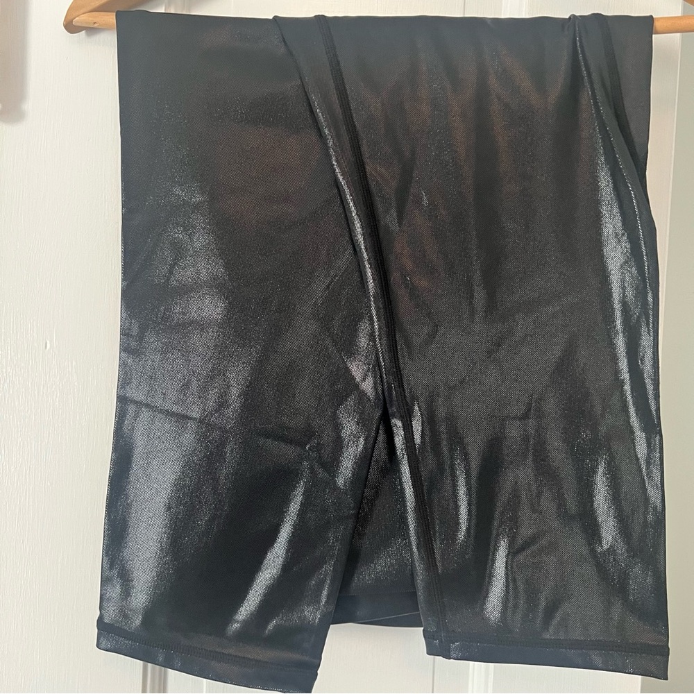 CVG Faux Leather Capri Leggings XXL